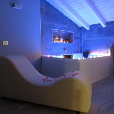 Miragredos Apartment Mombeltran ภายนอก รูปภาพ