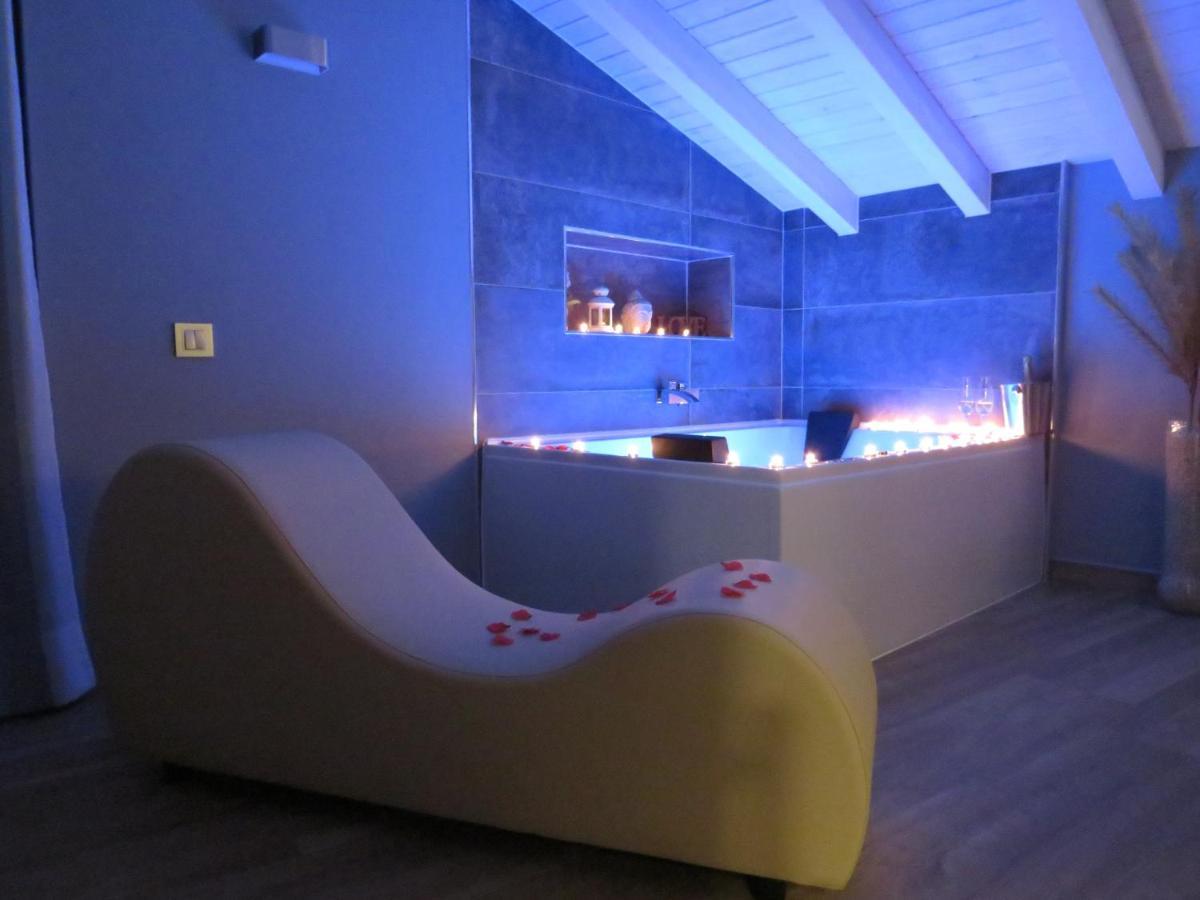 Miragredos Apartment Mombeltran ภายนอก รูปภาพ