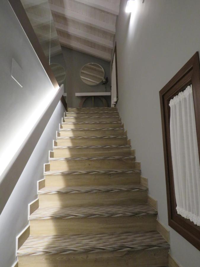 Miragredos Apartment Mombeltran ภายนอก รูปภาพ